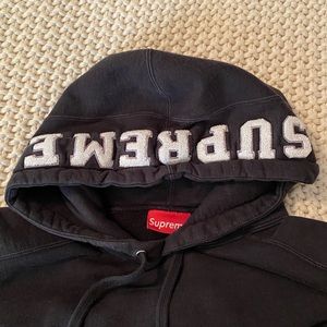 Supreme hoodie